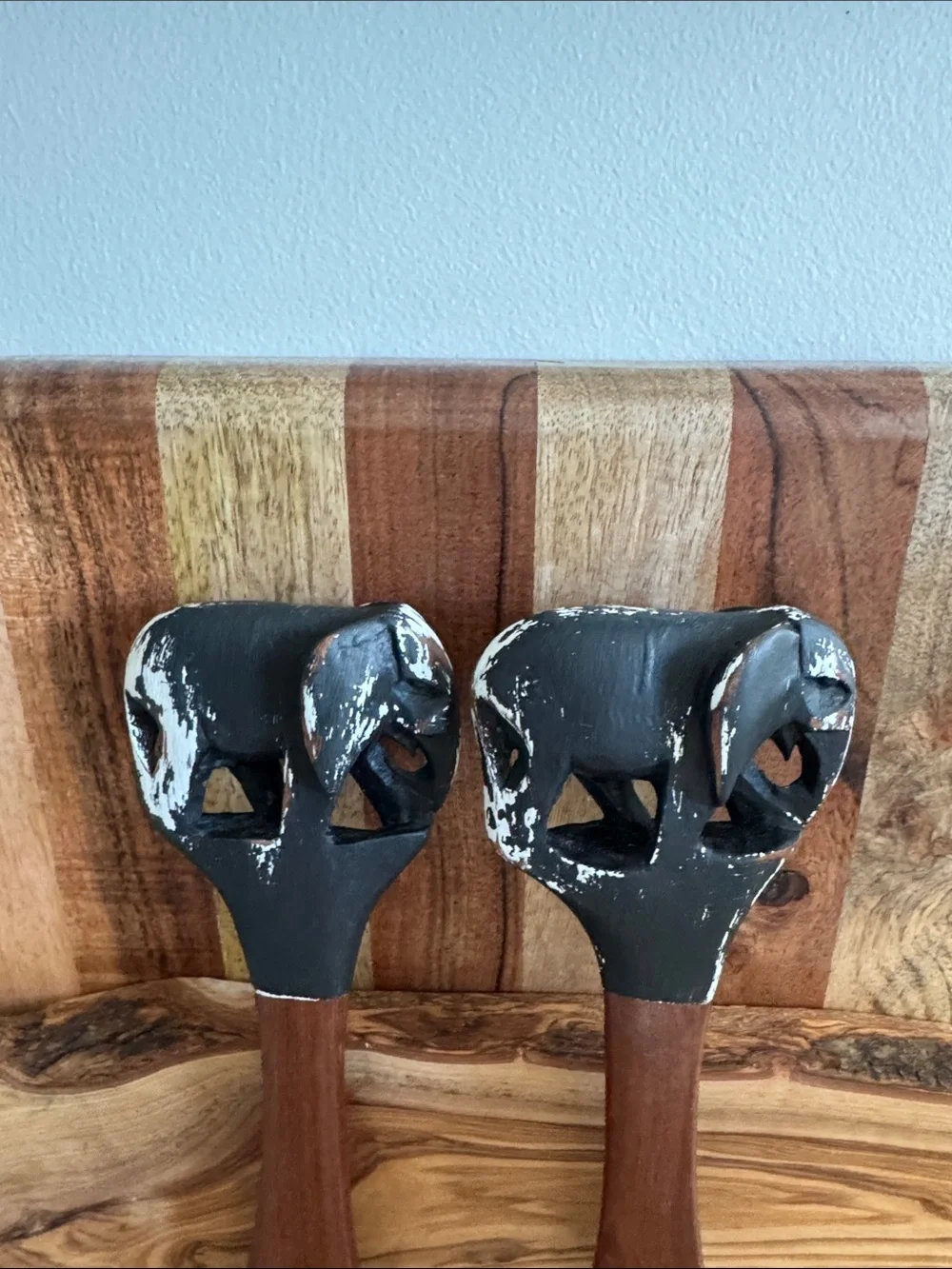 Vintage Hand Carved Wooden Elephant Handle Salad Servers Set Fork and Spoon.